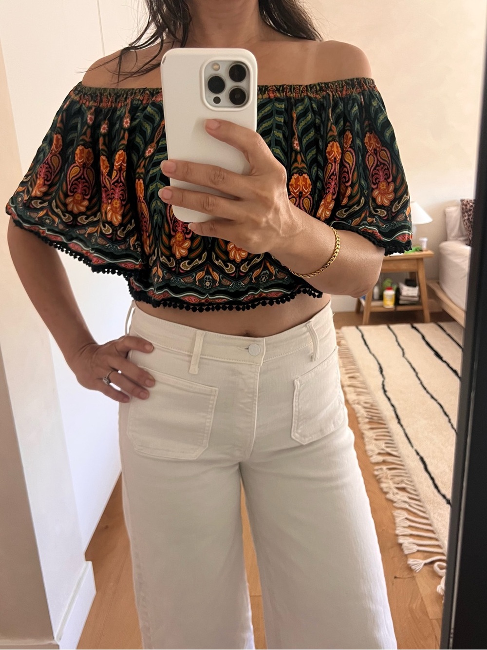 FARM Rio Green Multi Off-Shoulder Floral Flutter Sleeve Crop Top - Picture 6 of 6